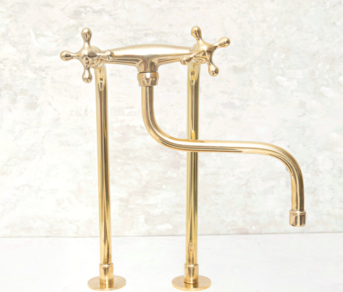 Elephant Trunk Spout Brass Kitchen Faucet