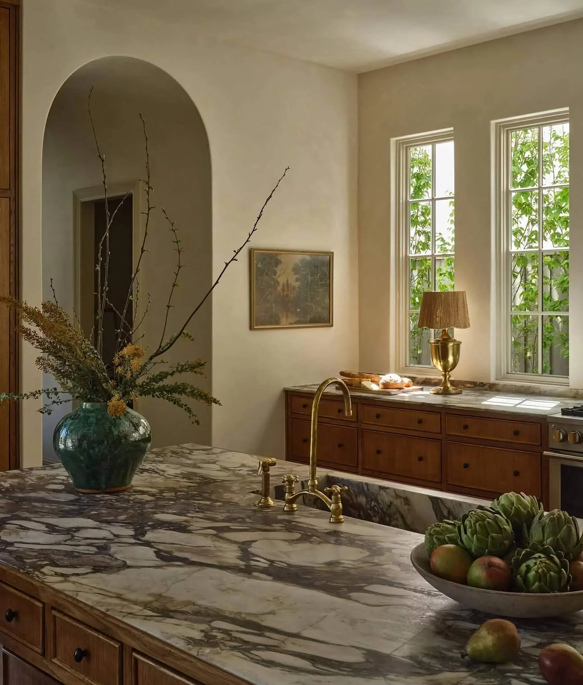 Brass V-Style Bridge Kitchen Faucet, Arched Brass Tap