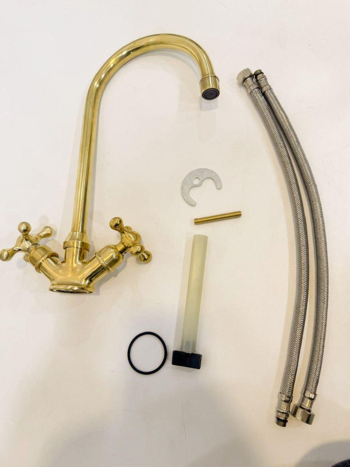 Brass Single Hole Bathroom Faucet, Antique Brass Gooseneck Bathroom Faucet